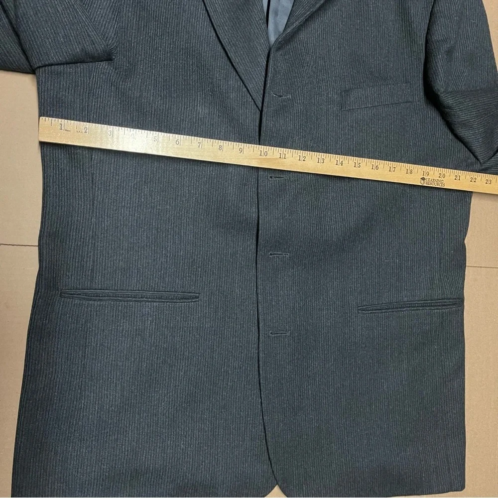 VTG Bachrach Textured Suit Mens 44L Gray 3 Button 100% Wool Pants 38x30 Pleated